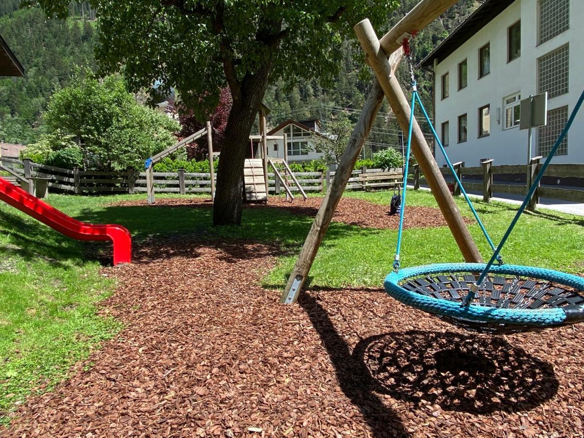 Gasthaus Post Matrei in Osttirol Eksteriør bilde